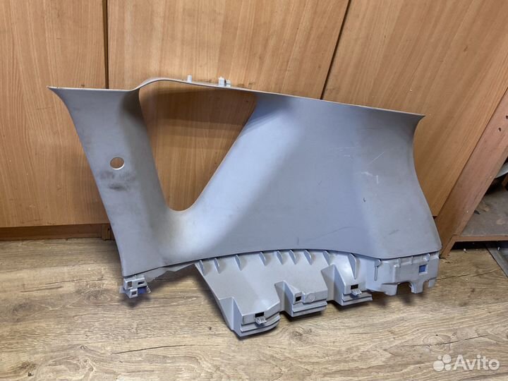 Renault scenic 3 обшивка багажника правая