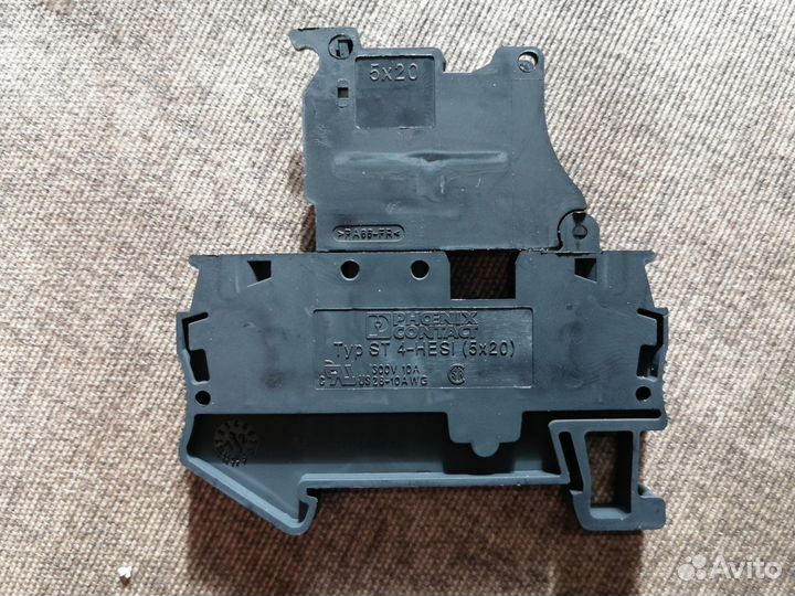 Базовый модульPhoenix Contact PLC-RSC-230UC/21-21