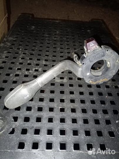 Подрулевой переключатель поворотников Volkswagen