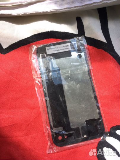 Задняя крышка на iPhone 4S