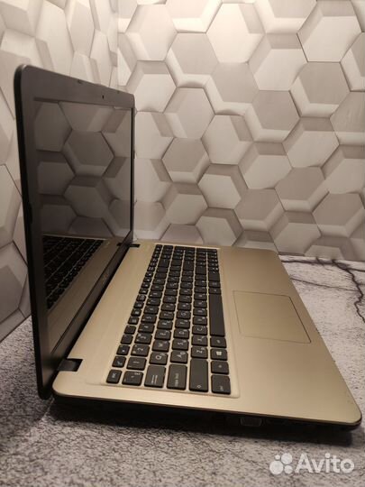 Мощный Asus GeForce 920M/SSD/8Гб Озу/intel i5