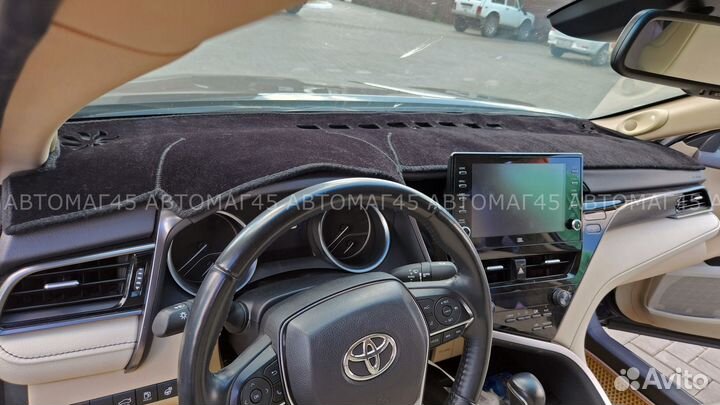 Накидка на панель Toyota Camry V70 2017-2023 велюр