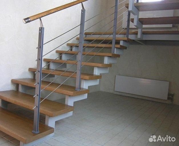 Металлокаркас Г-образной Лестницы в Коттедж