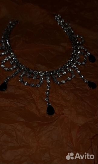 Чокер со стразами
