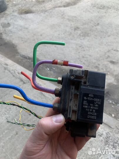 Блок клапонов Пневмободвески Порше Кайен 957