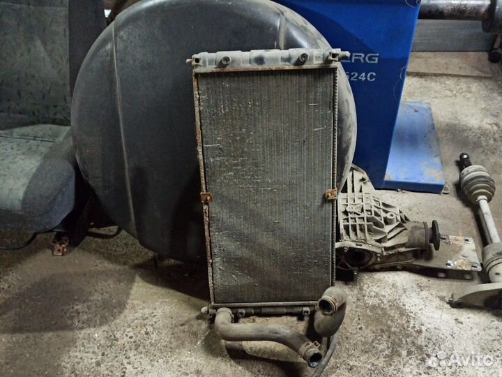 Радиатор chevrolet niva