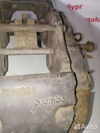 Суппорт тормозной задний правый Audi Q7 4LB