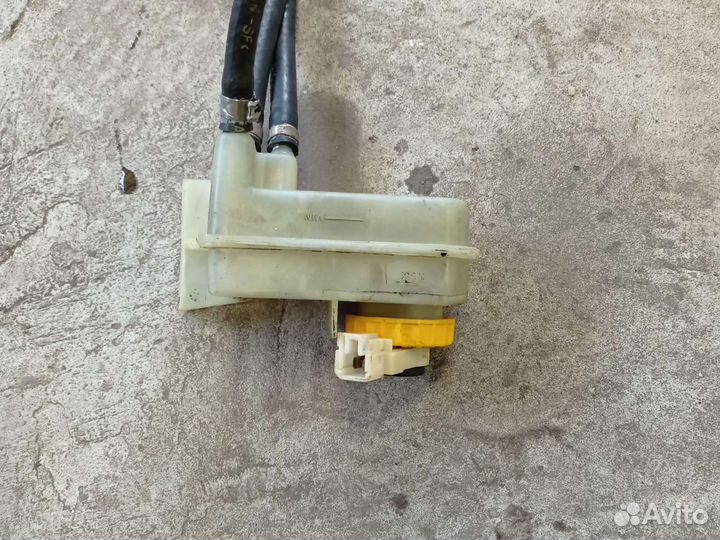 Бачок тормозной жидкости Alfa Romeo 146