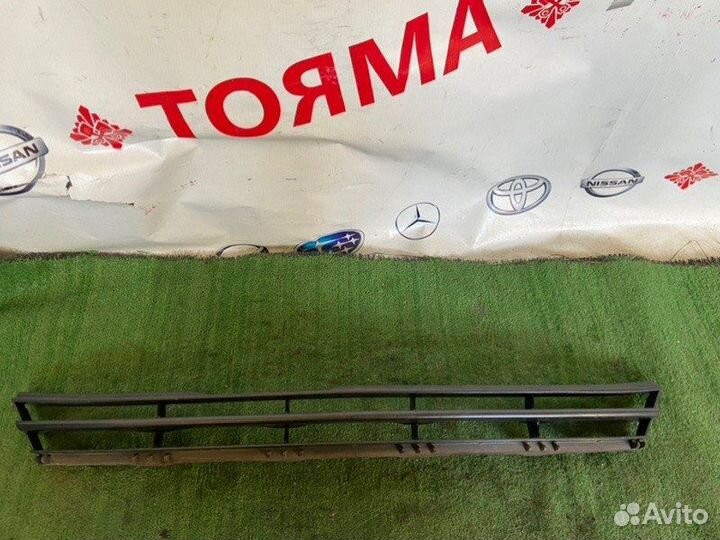 Решетка бамперная Toyota Harrier ACU10W