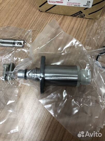 Регулятор давления топлива toyota 04226-0L020