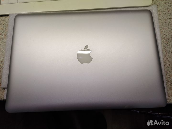 Macbook pro a1297 крышка матрицы