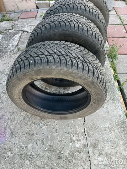 Nokian Tyres Hakkapeliitta 10p SUV 235/55 R17