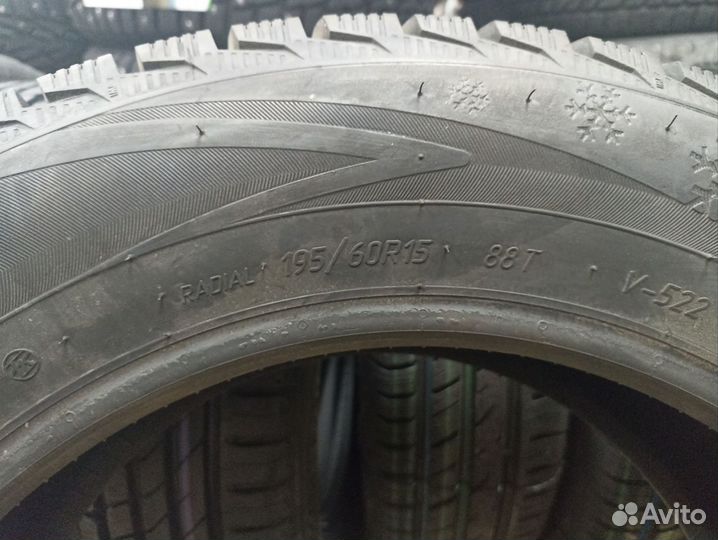 Viatti Brina Nordico V-522 195/60 R15 88T