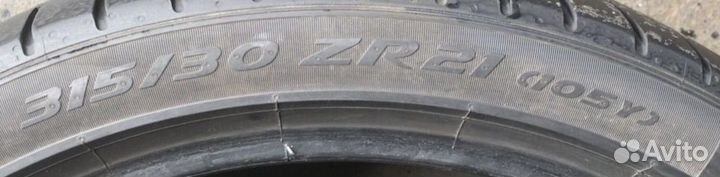 Pirelli P Zero PZ4 315/30 R21