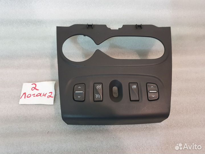 Накладка на торпедо Logan 2 (2012 - 2018)