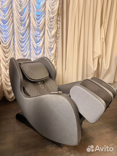 Масажное кресло Bork D633