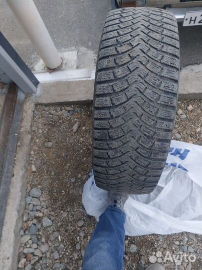 Michelin Latitude X-Ice North 265/70 R16