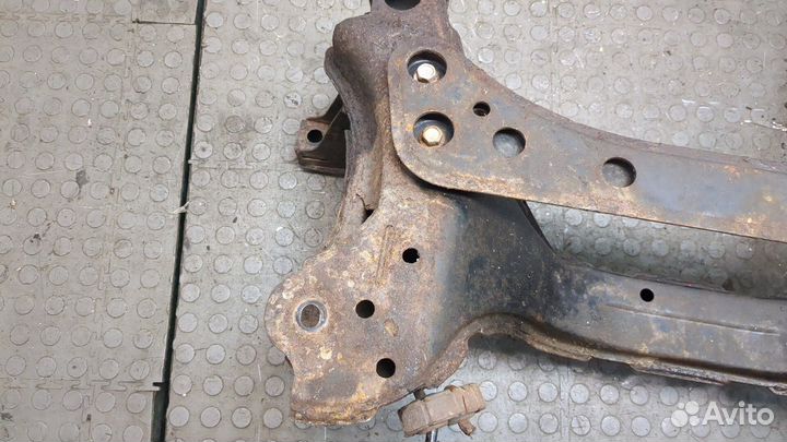 Балка подвески передняя Mazda Tribute