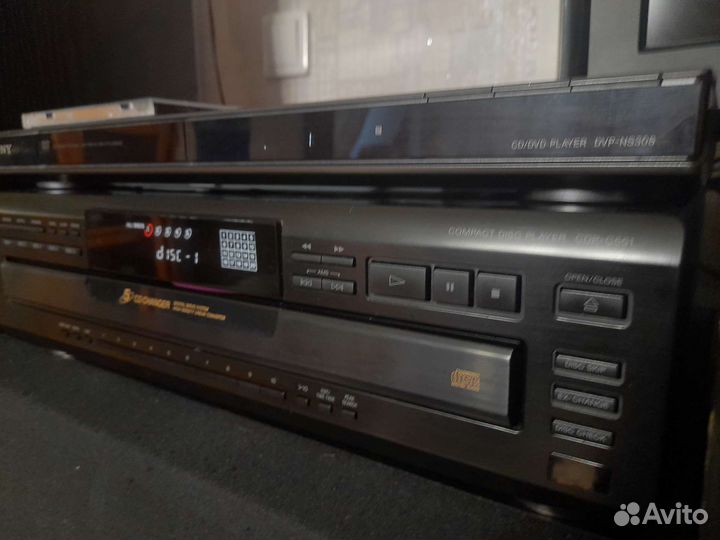 Музыкальный центр Sony imperator HST-471