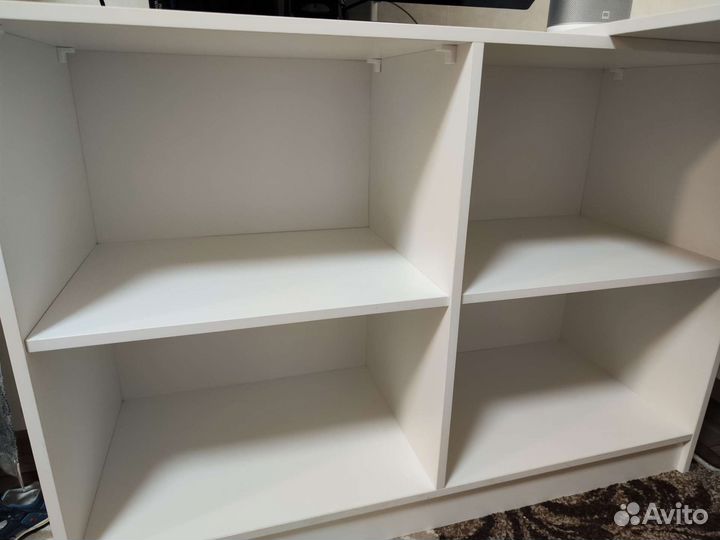 Стол и слеллаж