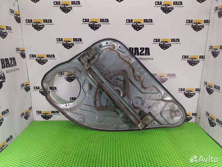 Стеклоподъемник механический задний левый L