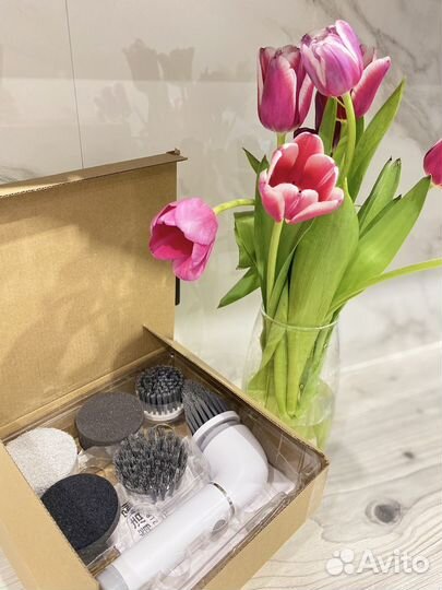 Электрическая щетка