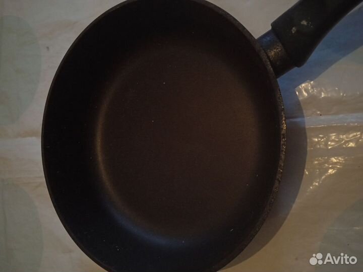 Сковорода с крышкой бу