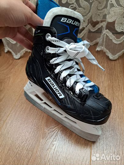 Хоккейные коньки bauer