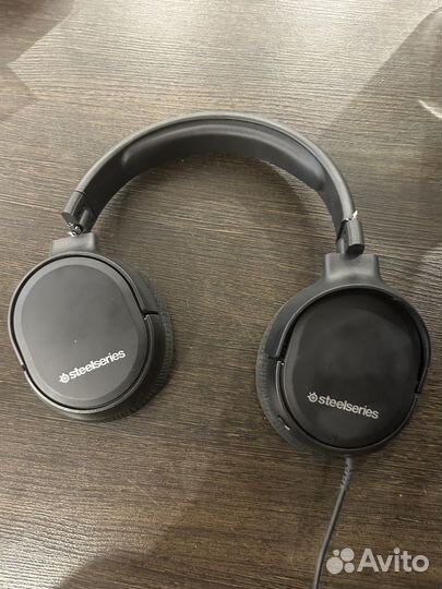 SteelSeries Arctis 1