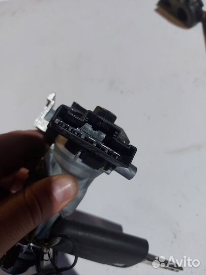 Замок зажигания Шкода Рапид