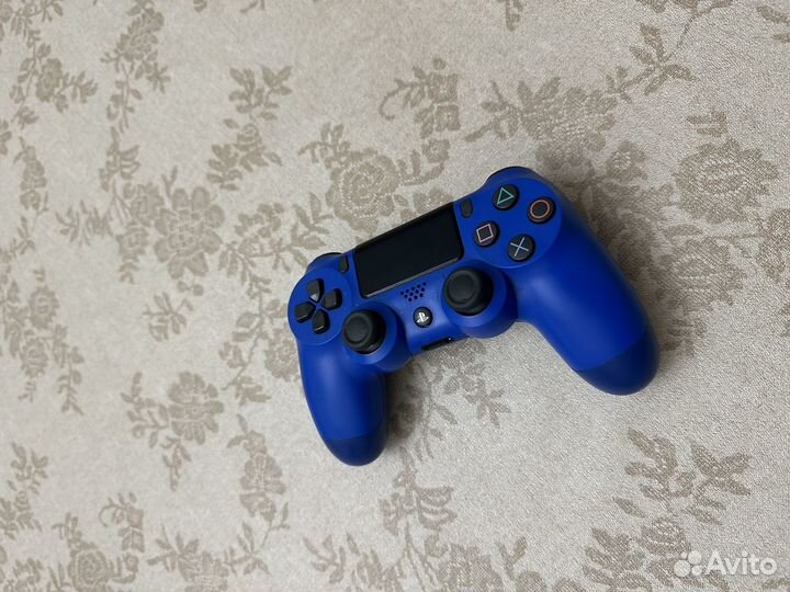 Sony PlayStation 4