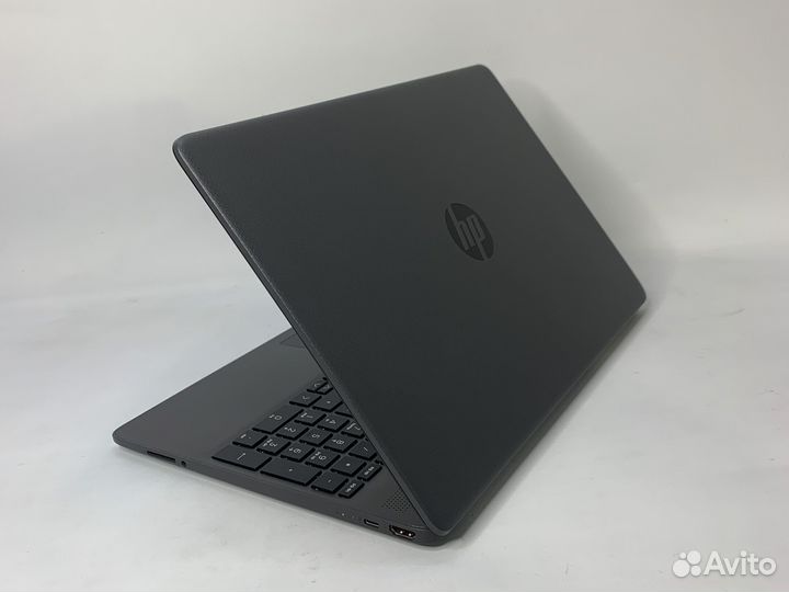 Ноутбук HP 15,6 IPS intel SSD