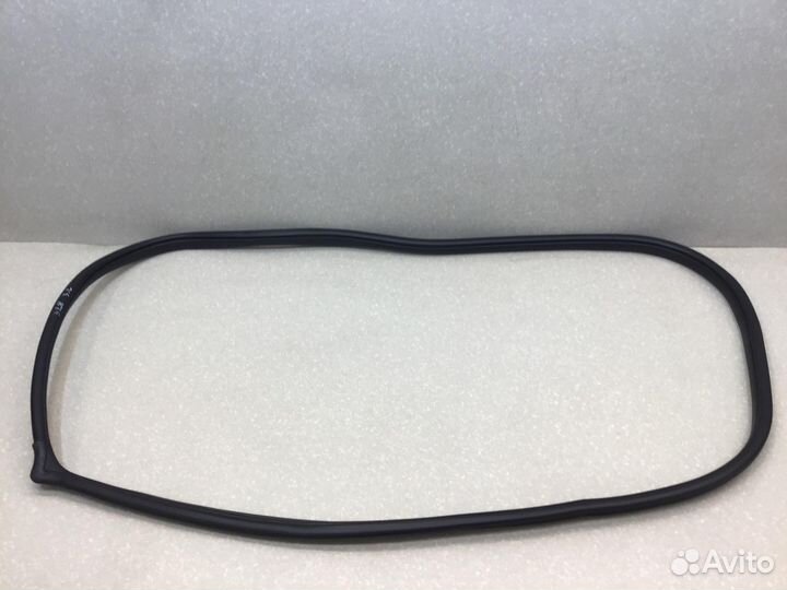 Уплотнитель двери Kia Optima IV 2016