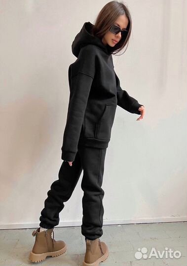 Черный костюм утепленный