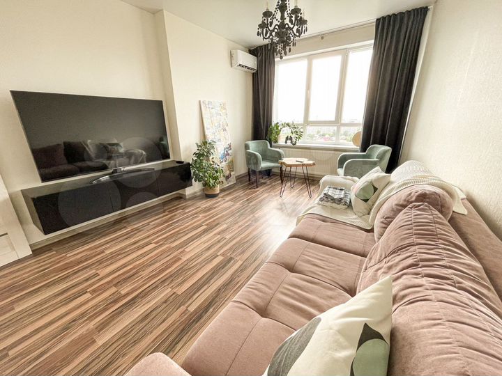 2-к. квартира, 65 м², 21/25 эт.