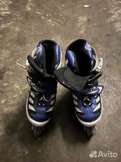 Роликовые видвижные коньки Larsen
