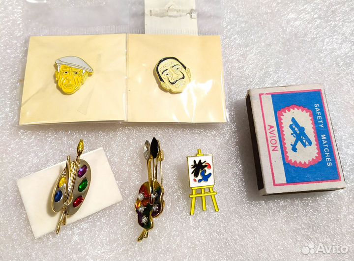 Серебро и бижутерия. Художник. Новое