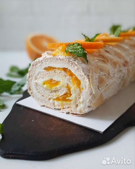 Меренговый рулет от