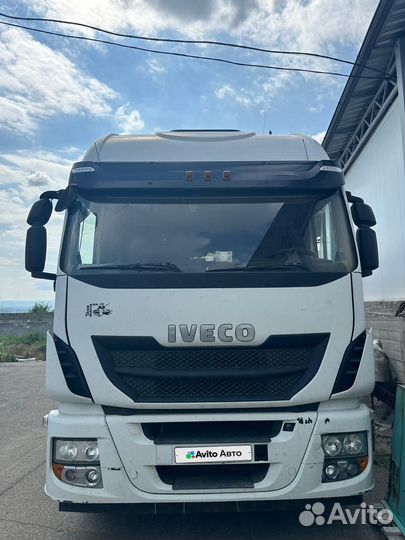 IVECO Stralis с полуприцепом, 2014