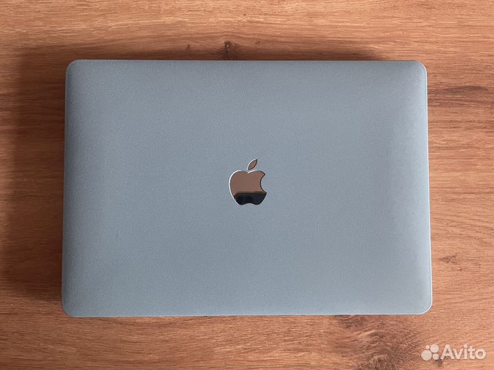 Macbook air m1 2020