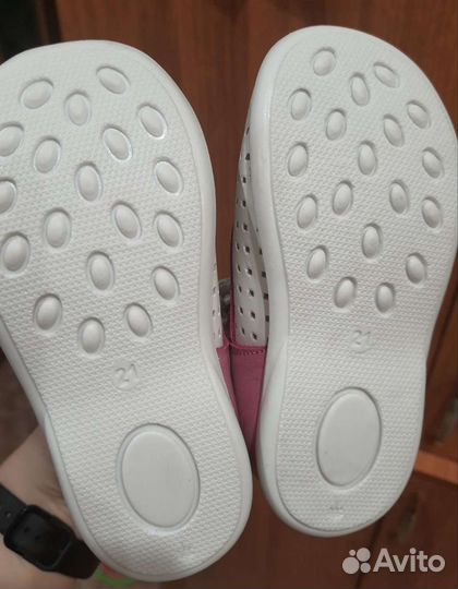 Босоножки для девочки новые