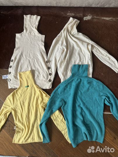 Шерстяные свитера пакетом