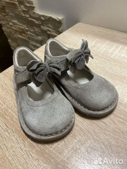 Туфельки для девочки