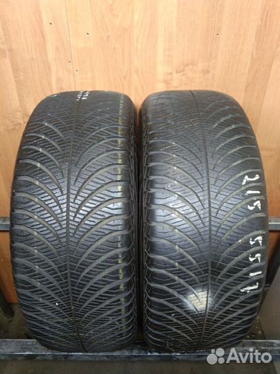 Goodyear Vector 4Seasons Gen-2 215/55 R17