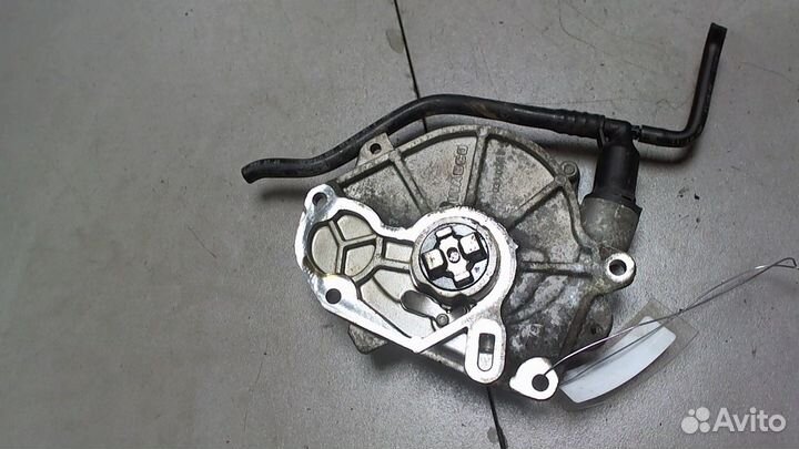 Насос вакуумный Seat Ibiza 4, 2011