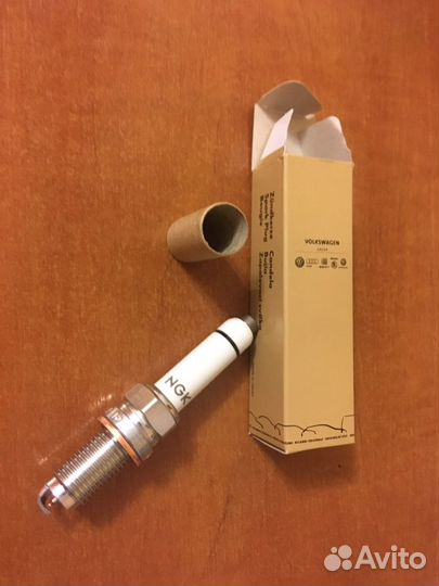 Свечи зажигания vag 04e905602