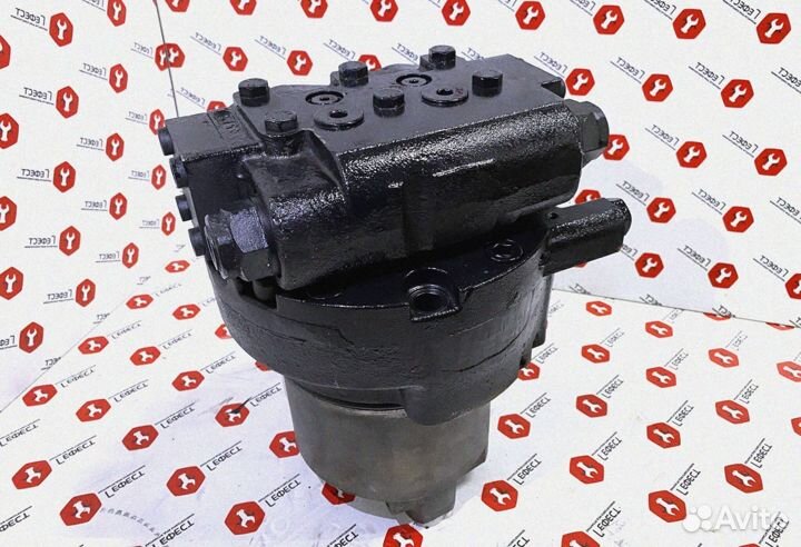 Гидромотор хода CAT 320DL