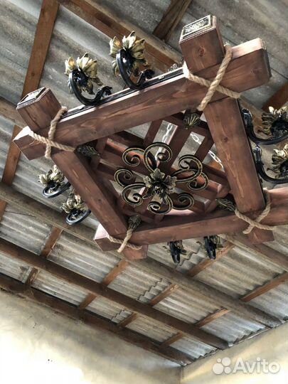 Люстра из бруса