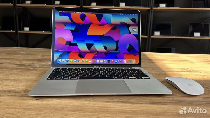 MacBook air 2020 m1/16 silver