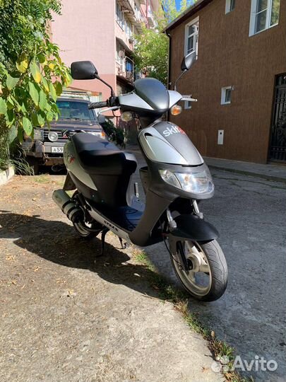 Скутер Stels Skif 50